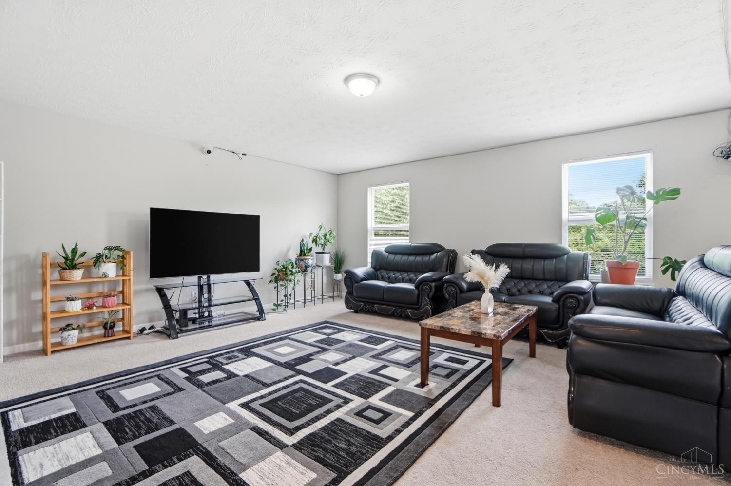 2224 Pine Valley Drive, Hamilton, OH, 45013 — photo 9