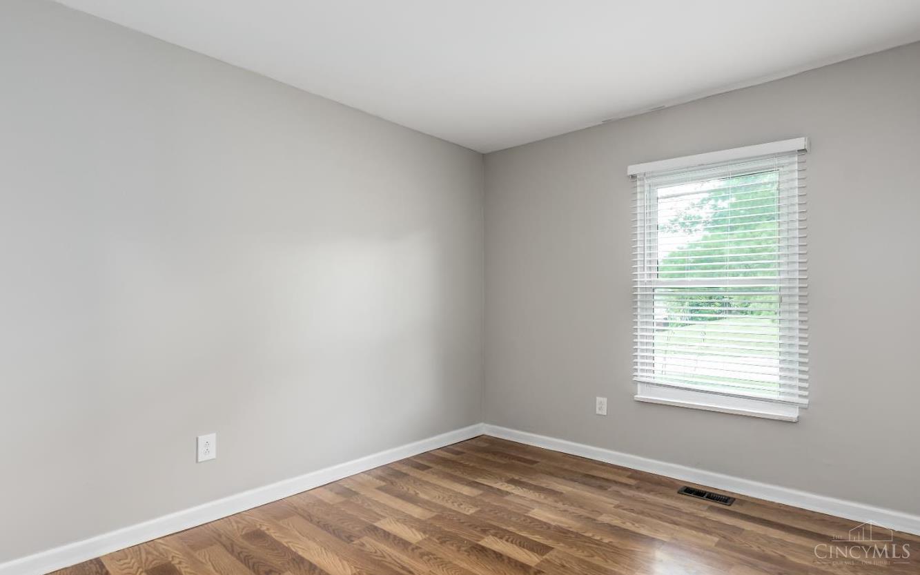 9984 Menominee Drive, Colerain Twp, OH, 45251 — photo 8