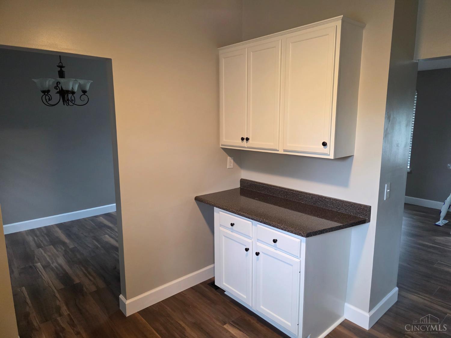 5572 Creekwood Circle, West Chester, OH, 45069 — photo 5
