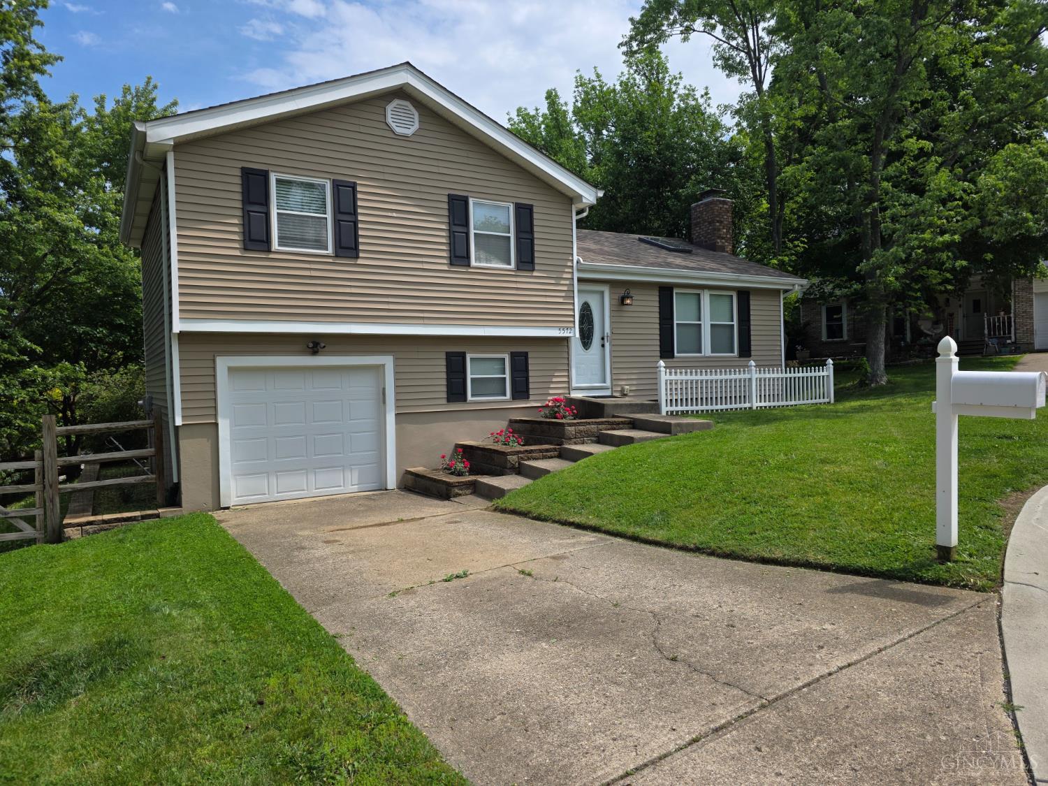 5572 Creekwood Circle, West Chester, OH, 45069 — photo 2