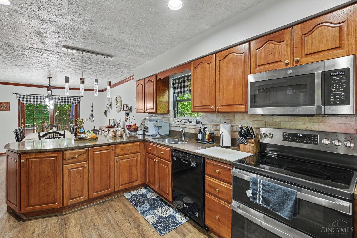 8393 Bridgetown Road, Miami Twp, OH, 45002 — photo 10