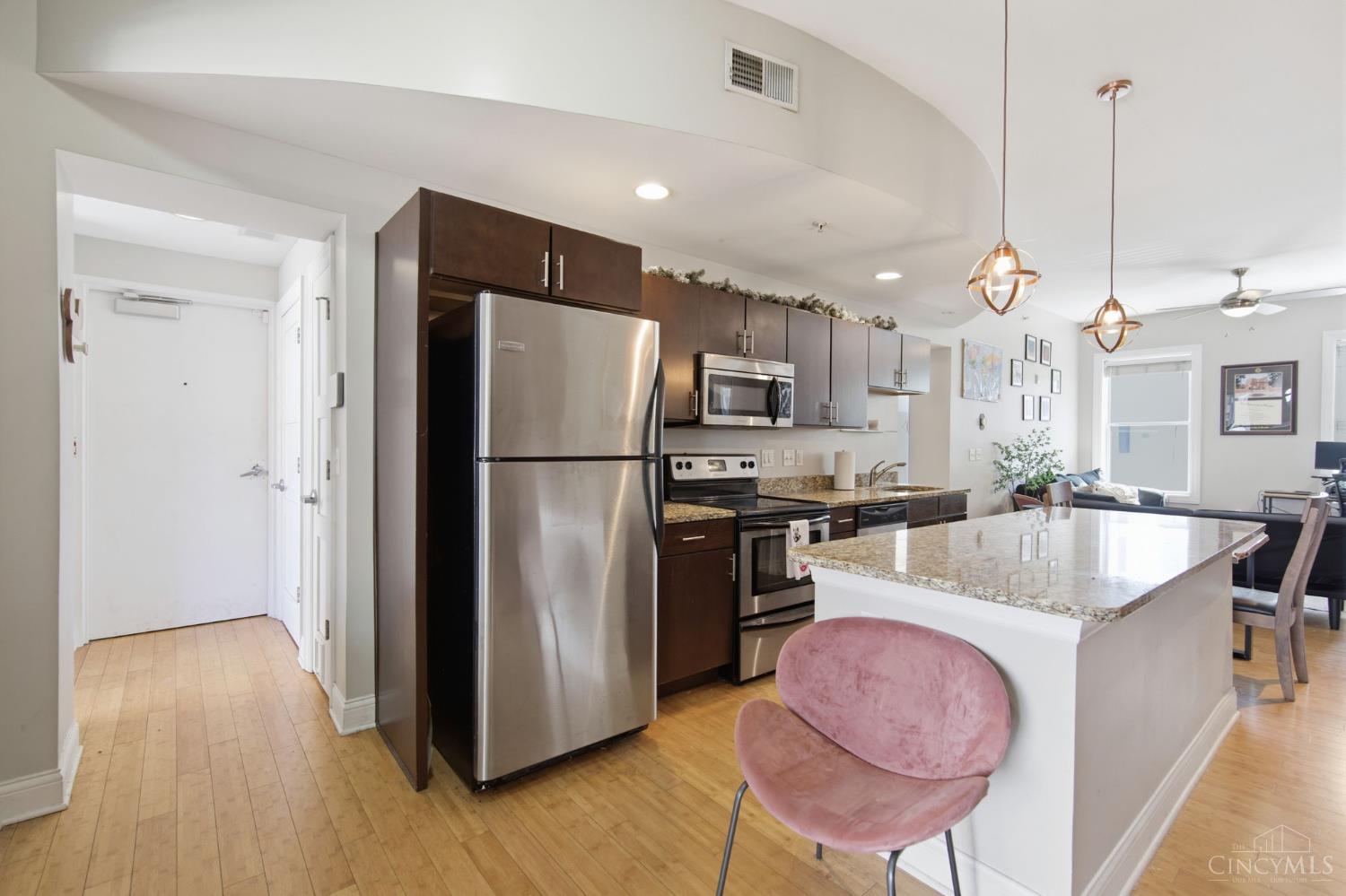 1338 Vine Street, Cincinnati, OH, 45202 — photo 3