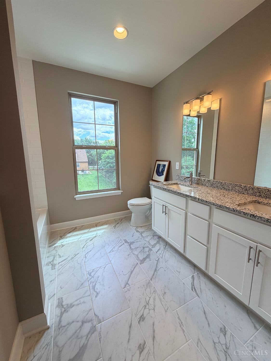377 Cityscape West Drive, Cincinnati, OH, 45205 — photo 15