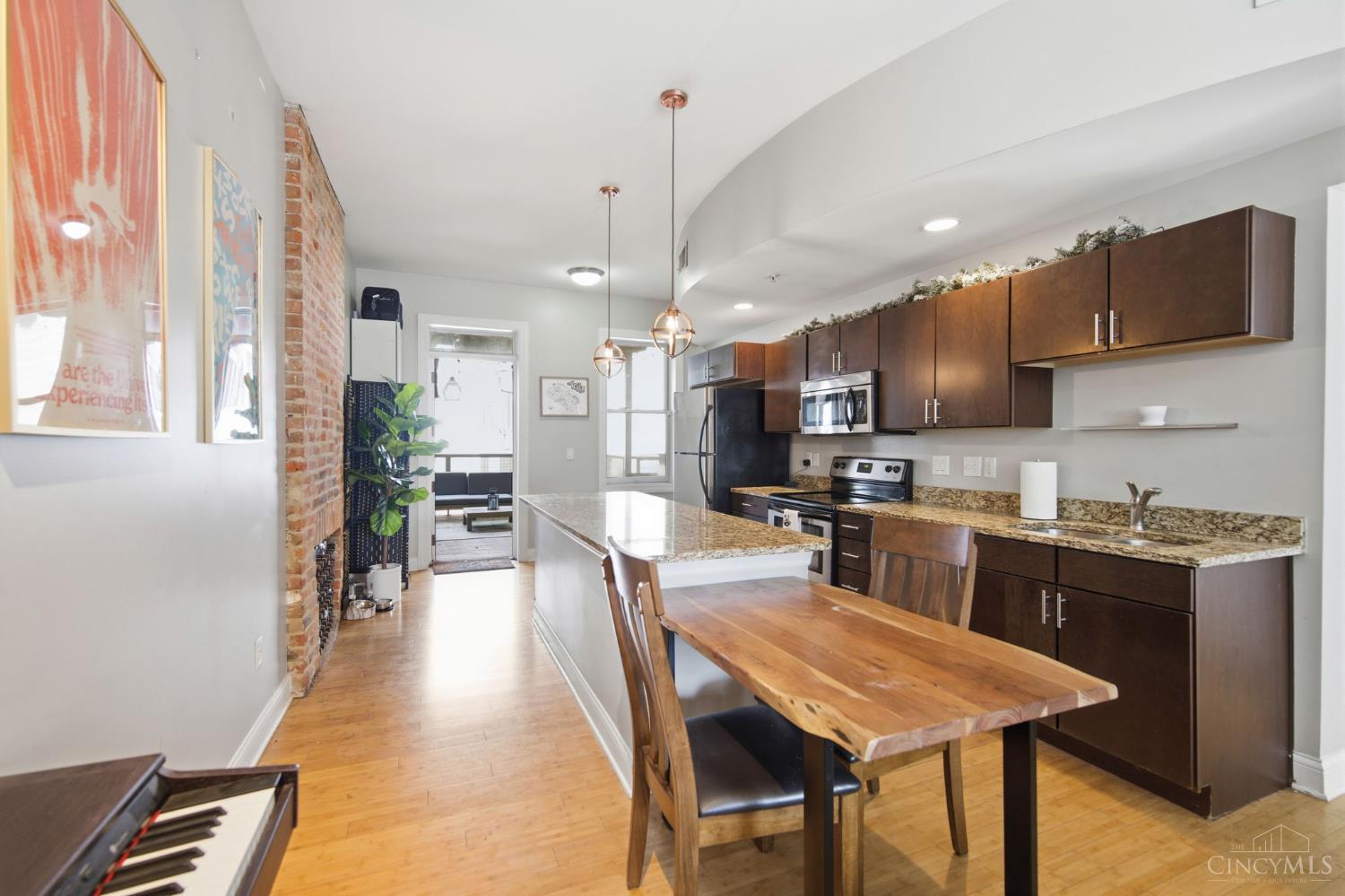 1338 Vine Street, Cincinnati, OH, 45202 — photo 13