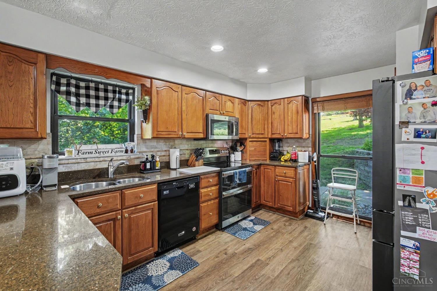 8393 Bridgetown Road, Miami Twp, OH, 45002 — photo 11