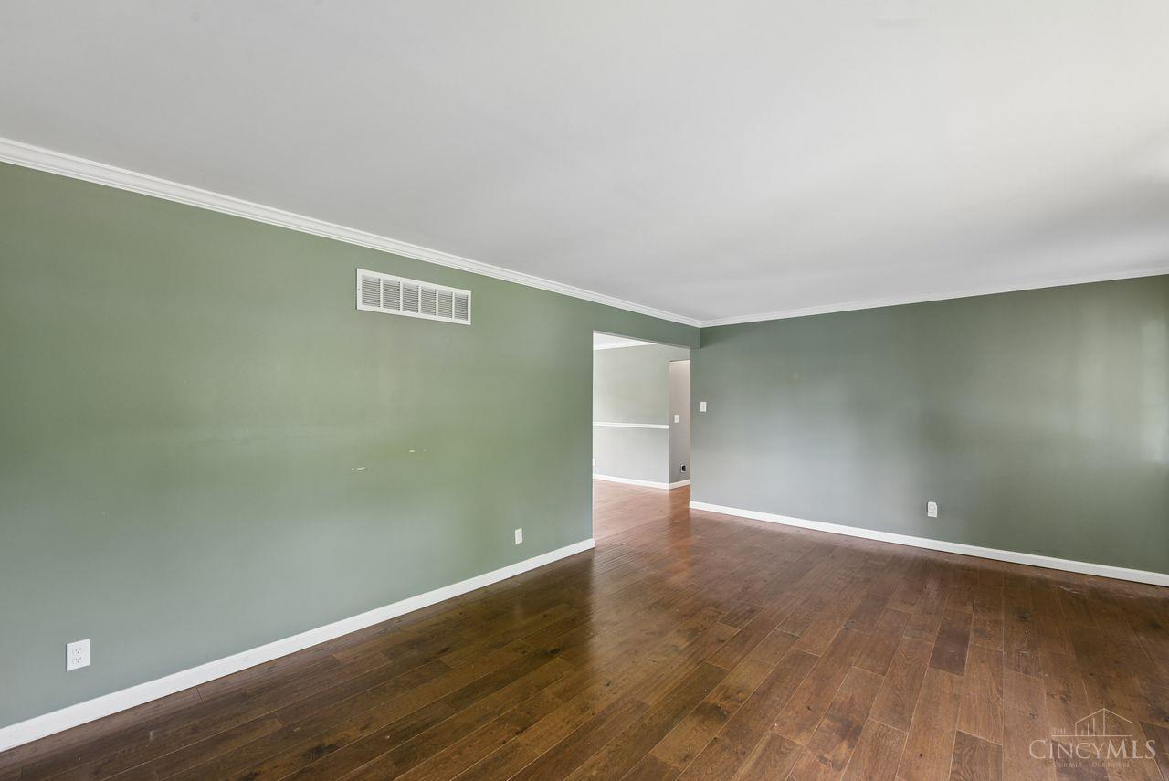 10421 Twinkle Lane, Montgomery, OH, 45242 — photo 23