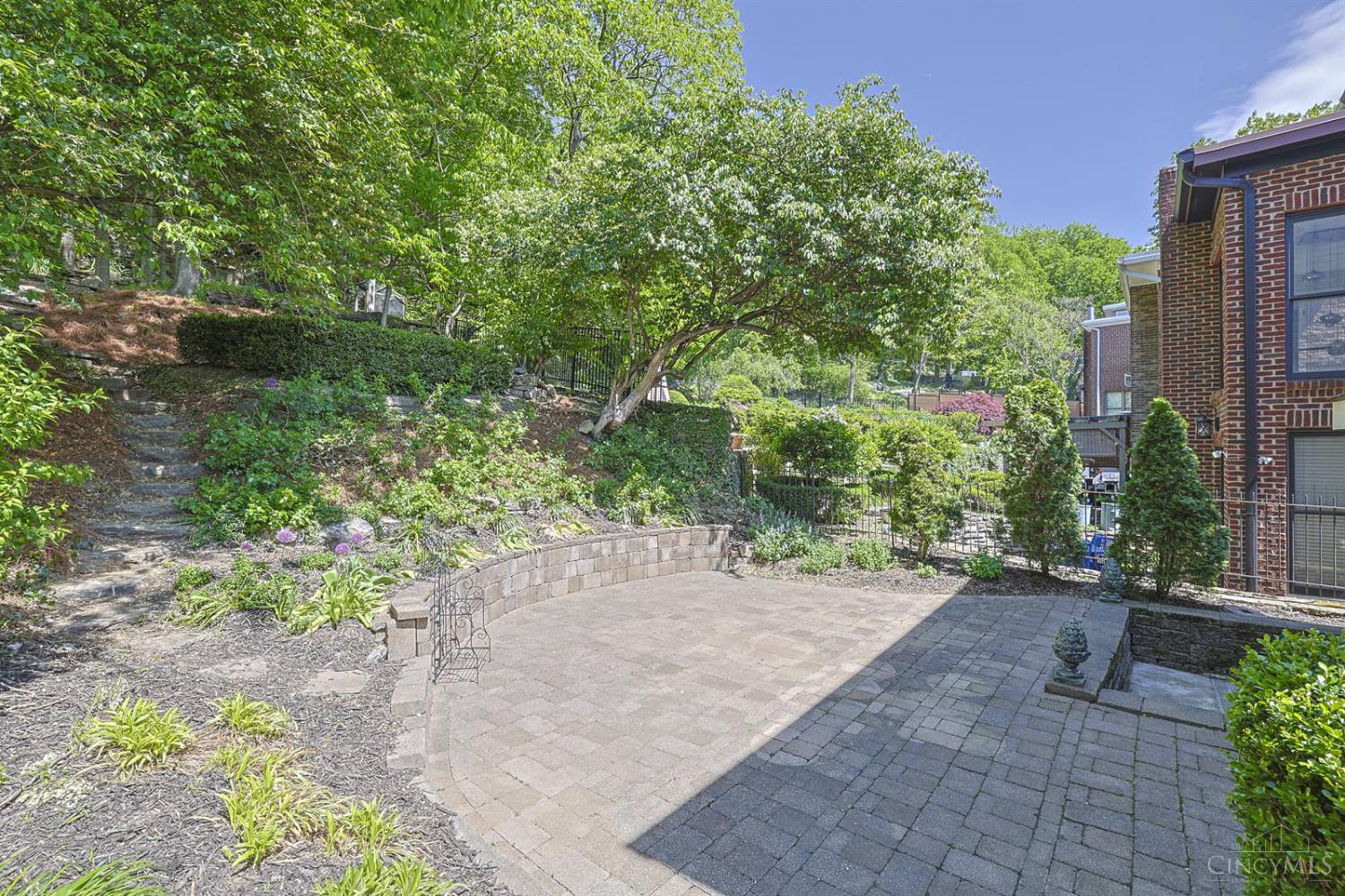 330 Boal Street, Cincinnati, OH, 45202 — photo 55