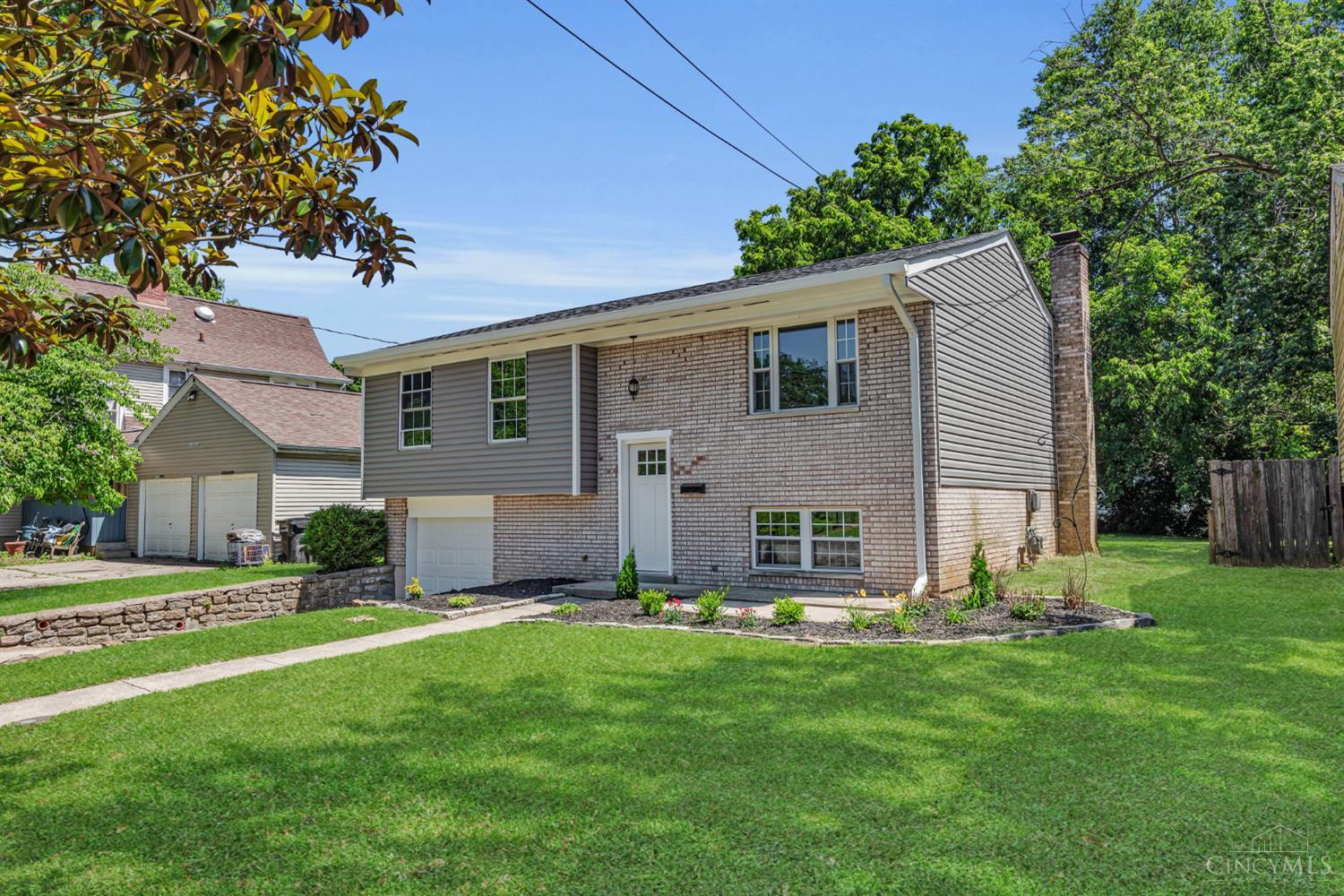 6826 Parkland Avenue, Cincinnati, OH, 45233 — photo 2
