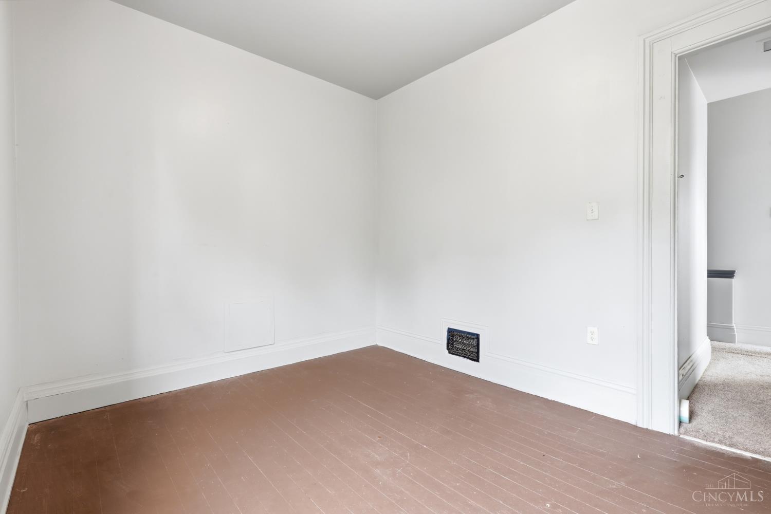 This home — photo 18