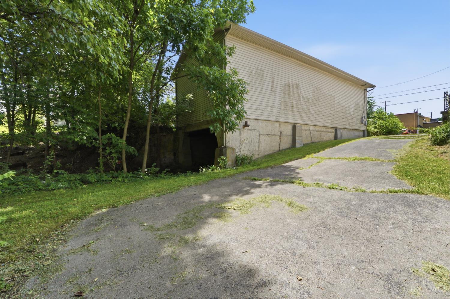 239 Locust Street, Wilmington, OH, 45177 — photo 22