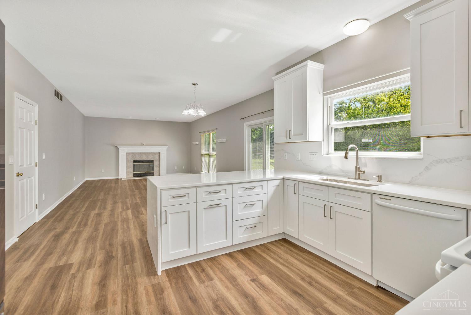 8896 Charleston Woods Drive, Deerfield Twp., OH, 45040 — photo 17