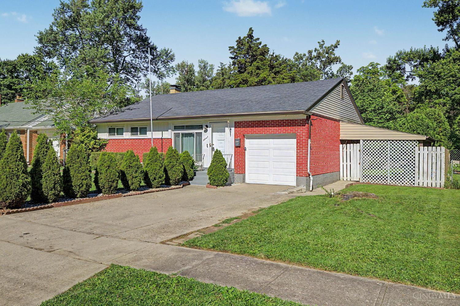 8847 Mockingbird Lane, Springfield Twp., OH, 45231 — photo 3
