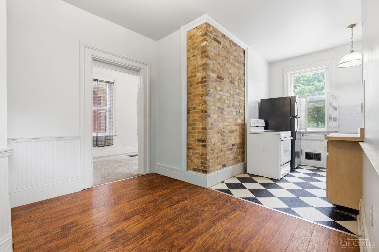 This home — photo 10