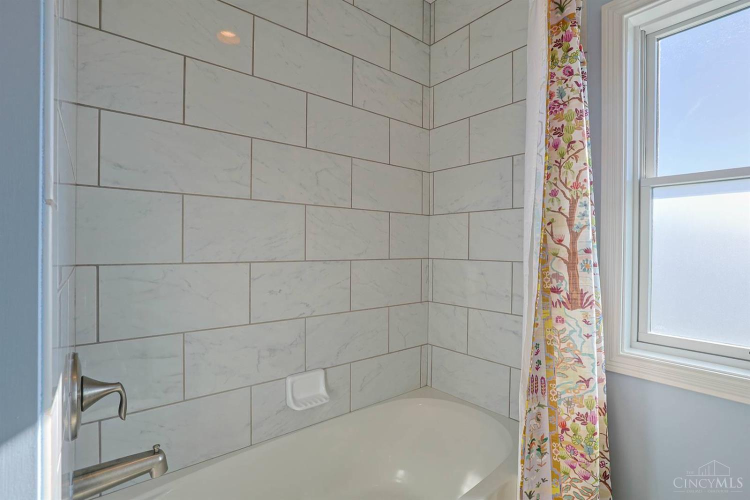 330 Boal Street, Cincinnati, OH, 45202 — photo 39