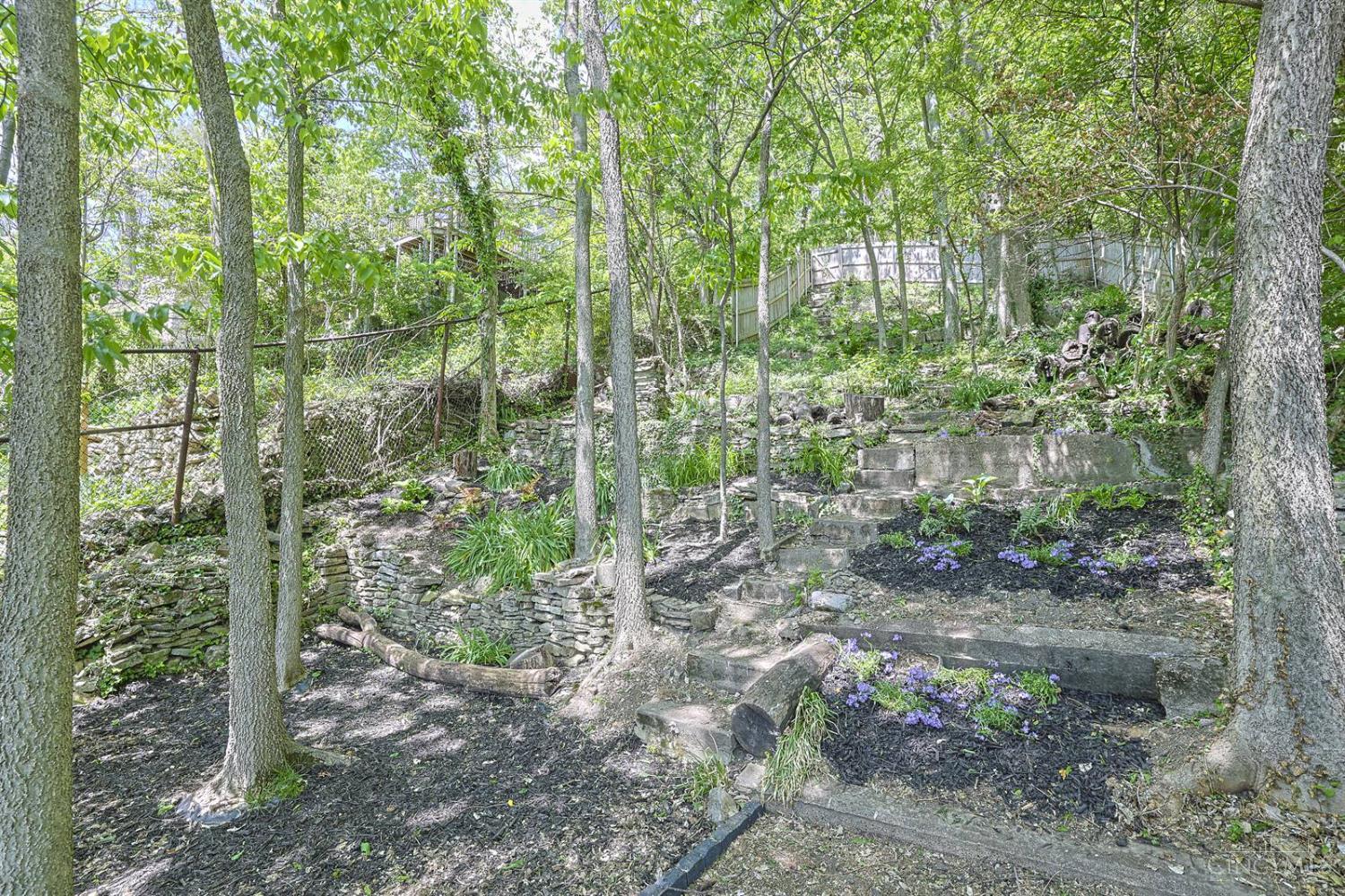330 Boal Street, Cincinnati, OH, 45202 — photo 60