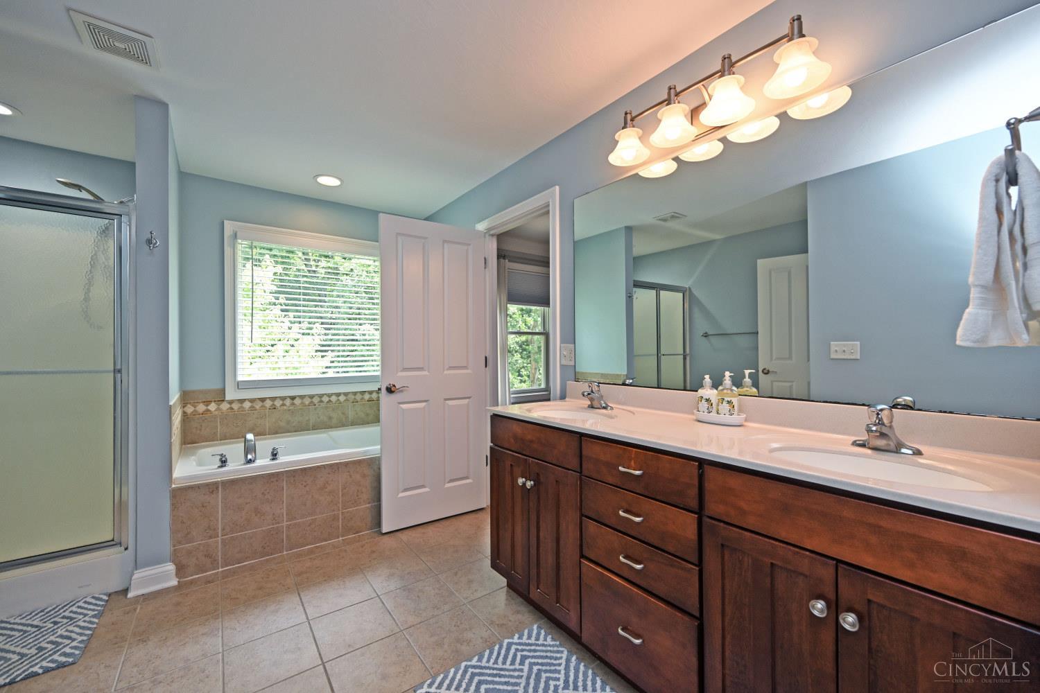 245 Hunter Woods Drive, Oxford, OH, 45056 — photo 31