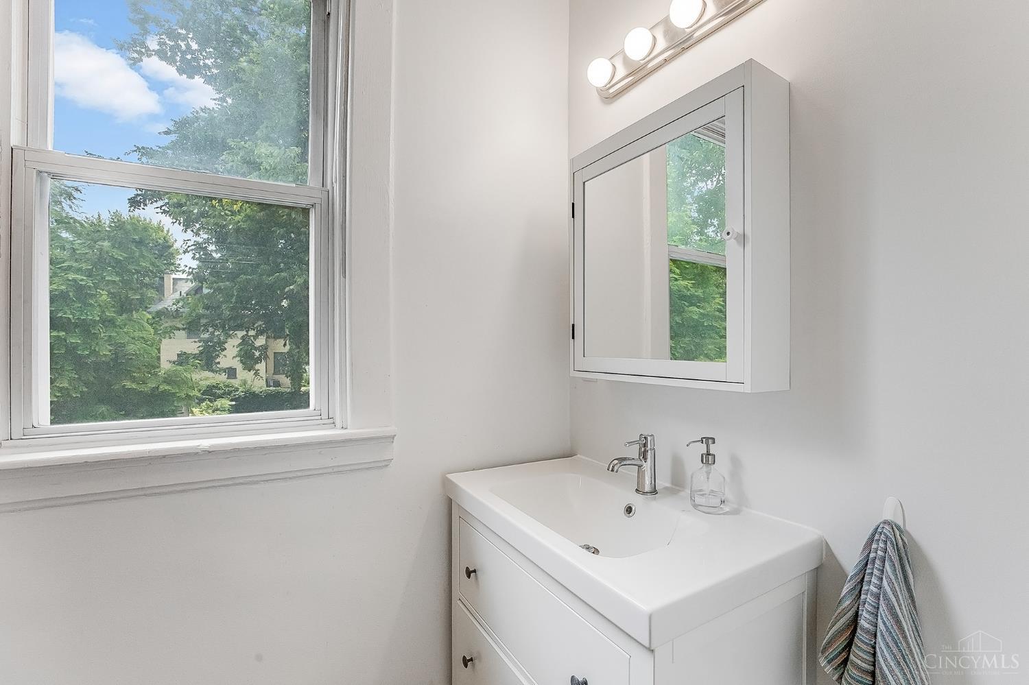 3050 Cleinview Avenue, Cincinnati, OH, 45206 — photo 27
