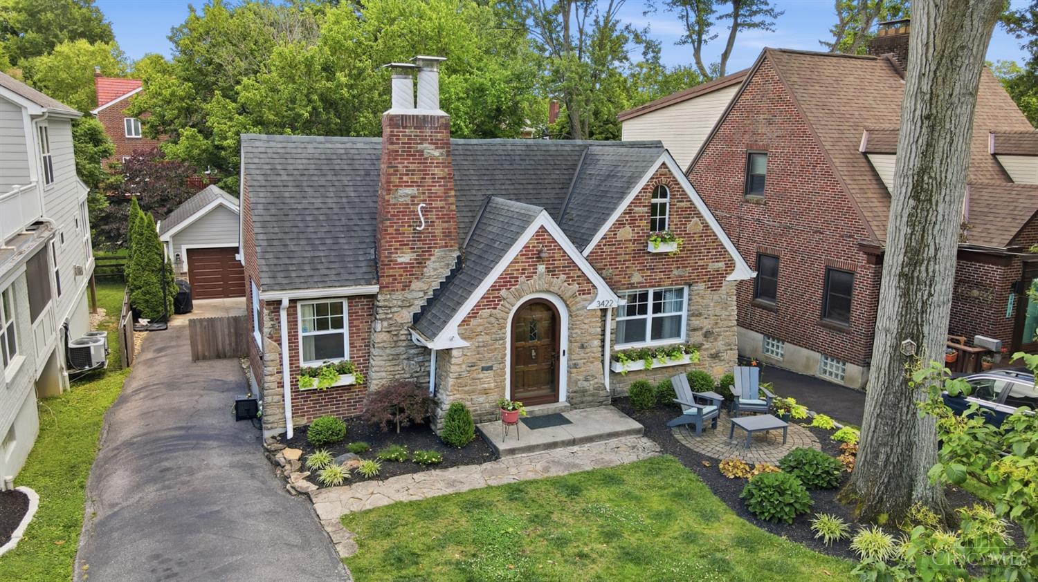 3422 Ault View Avenue