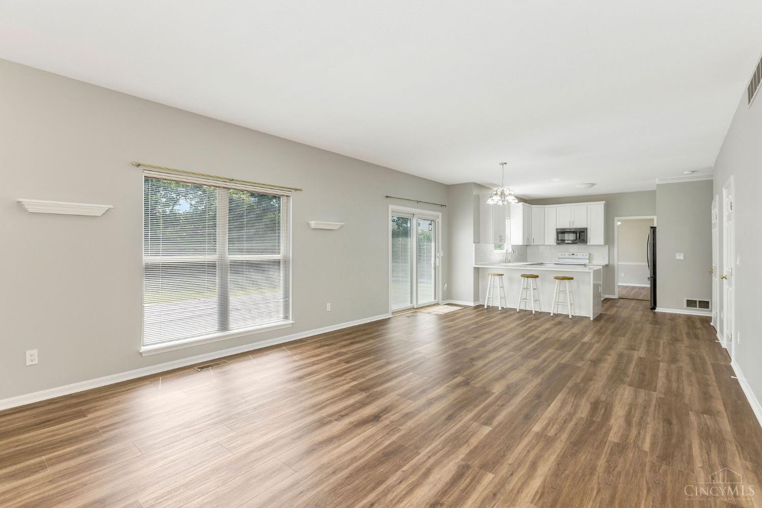 8896 Charleston Woods Drive, Deerfield Twp., OH, 45040 — photo 12