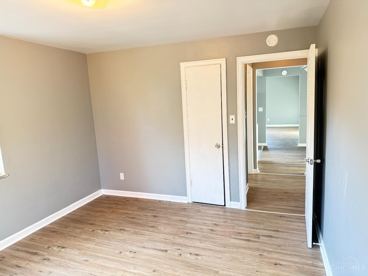 3919 Gatewood Lane, Silverton, OH, 45236 — photo 12