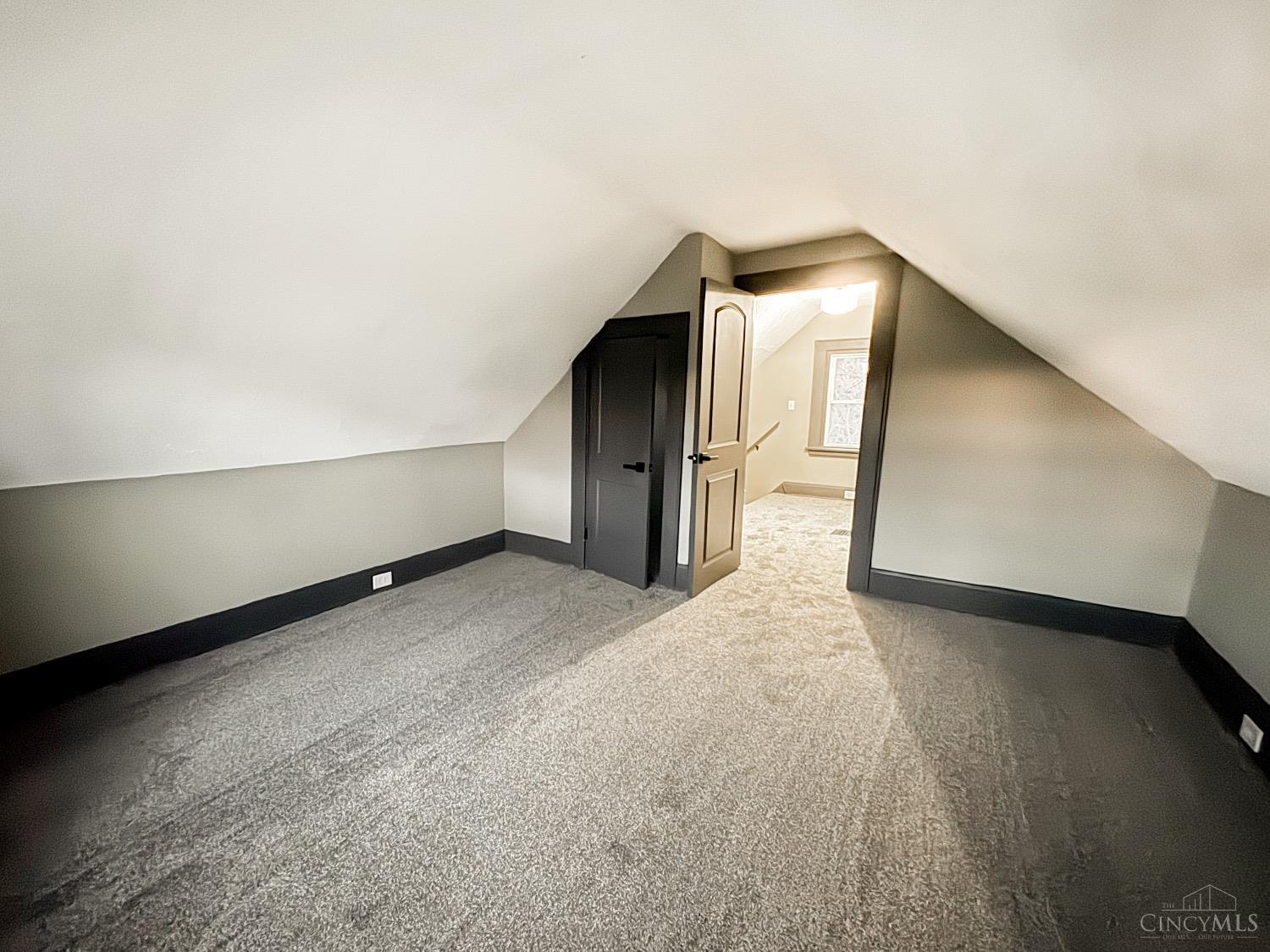 3472 Woodburn Avenue, Cincinnati, OH, 45207 — photo 36