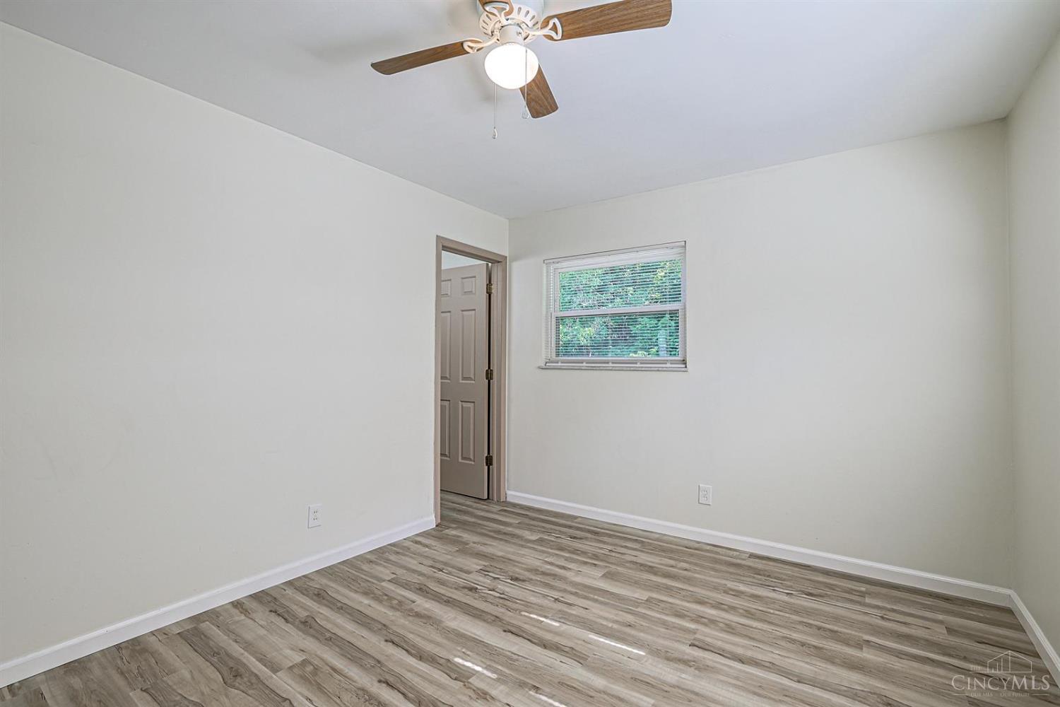 3065 Aquadale Lane, Cincinnati, OH, 45211 — photo 15