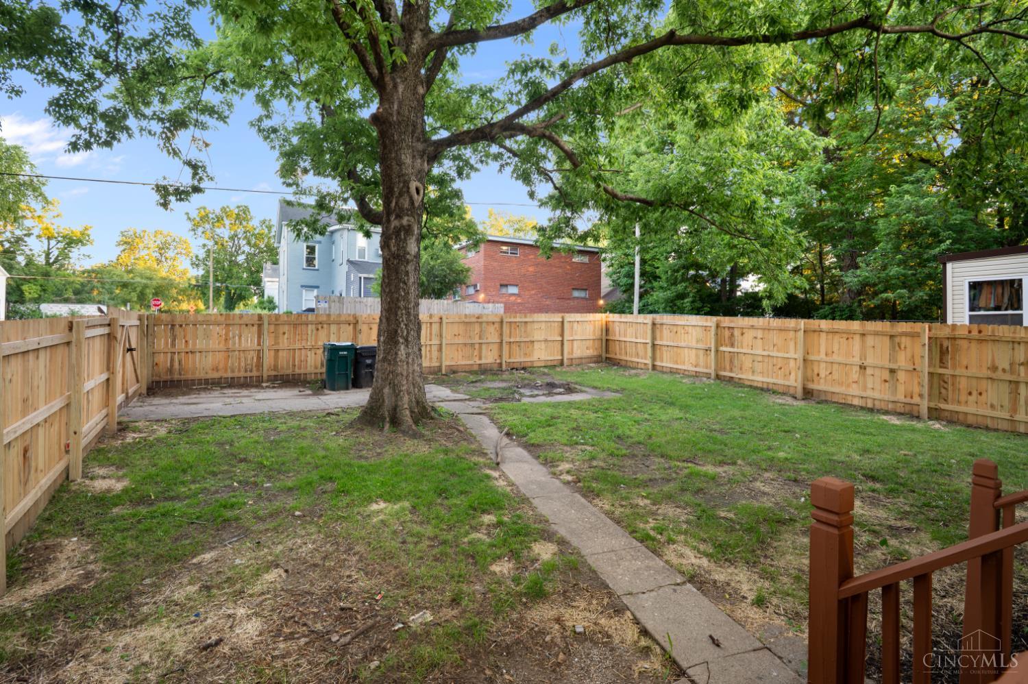 1237 Laidlaw Avenue, Cincinnati, OH, 45237 — photo 5