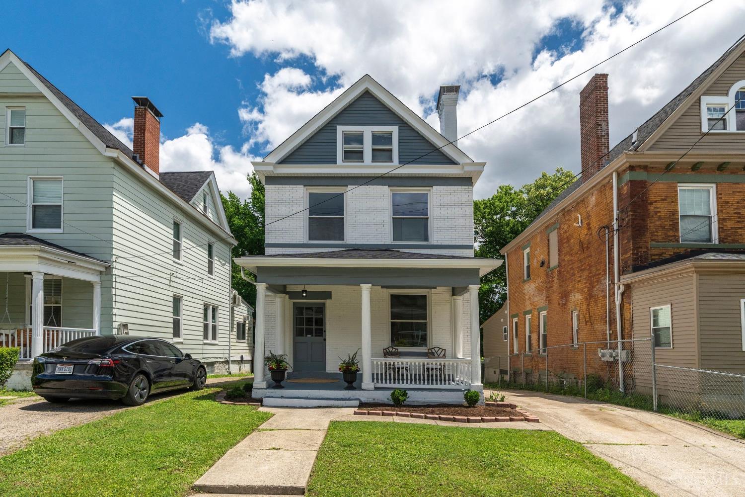 2028 Burnet Avenue, Cincinnati, OH, 45219