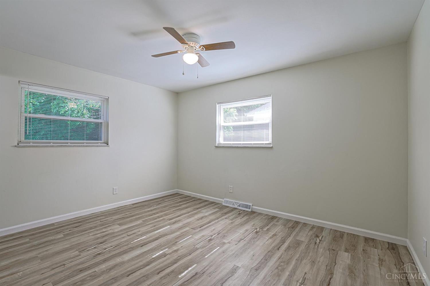 3065 Aquadale Lane, Cincinnati, OH, 45211 — photo 14