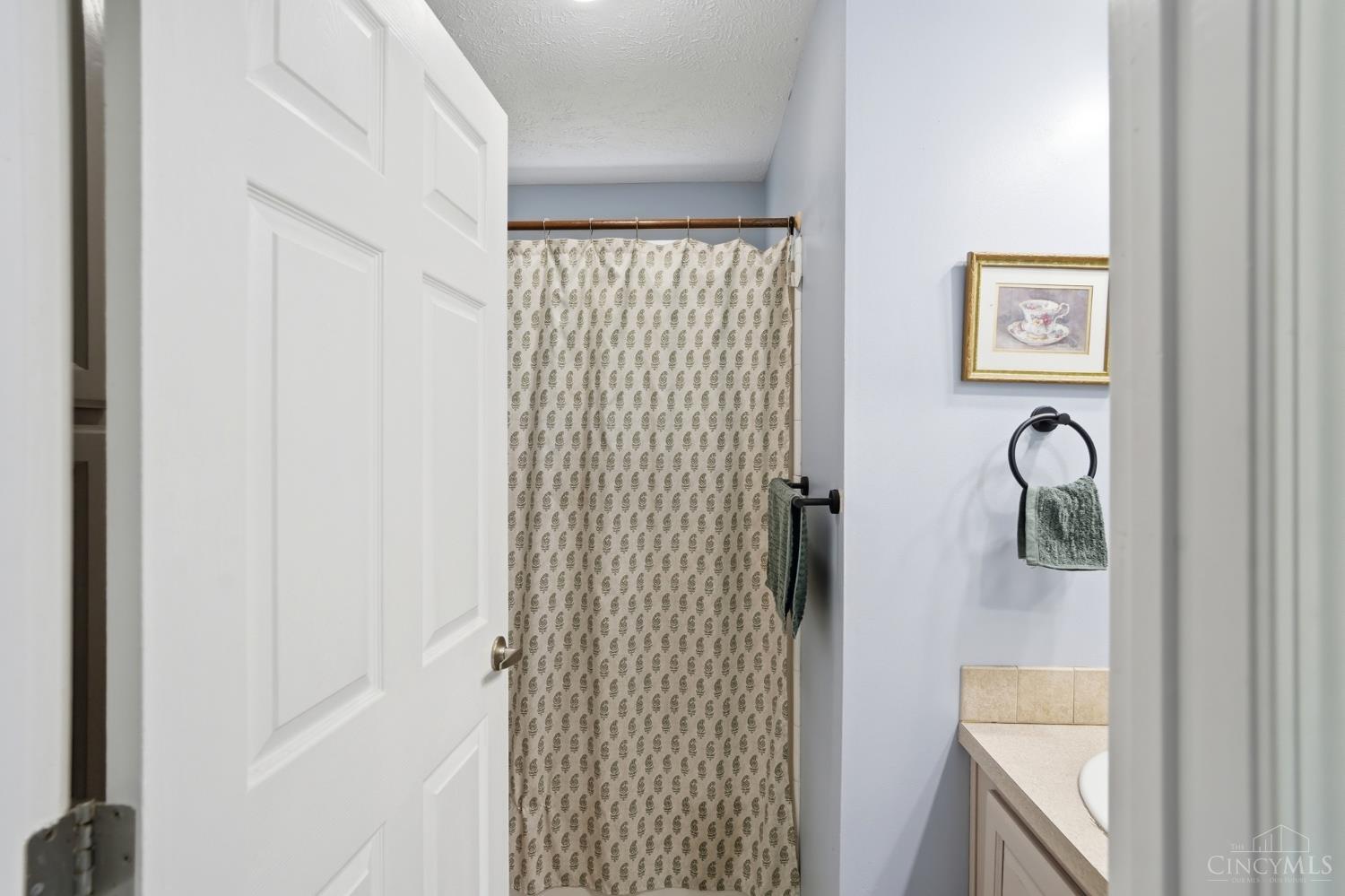 5315 Glenshade Court, Cincinnati, OH, 45227 — photo 32