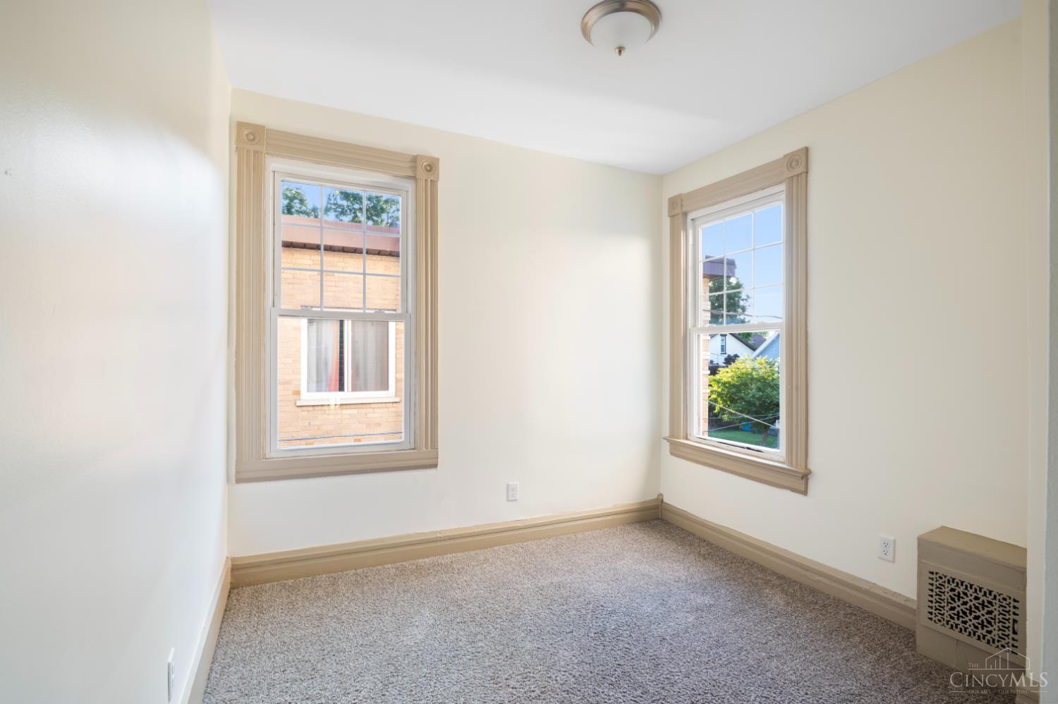 1237 Laidlaw Avenue, Cincinnati, OH, 45237 — photo 22