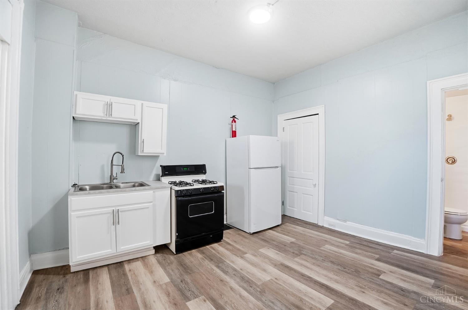 506 Maple Street, Elmwood Place, OH, 45216 — photo 9