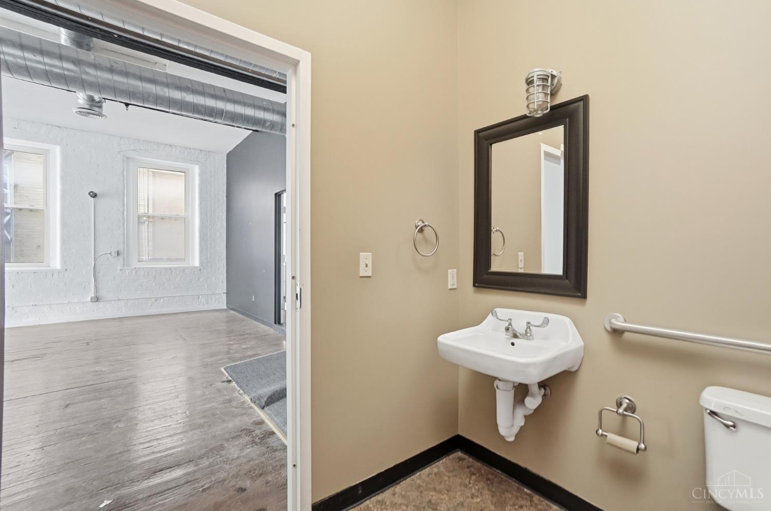 1010 Race Street, Cincinnati, OH, 45202 — photo 43