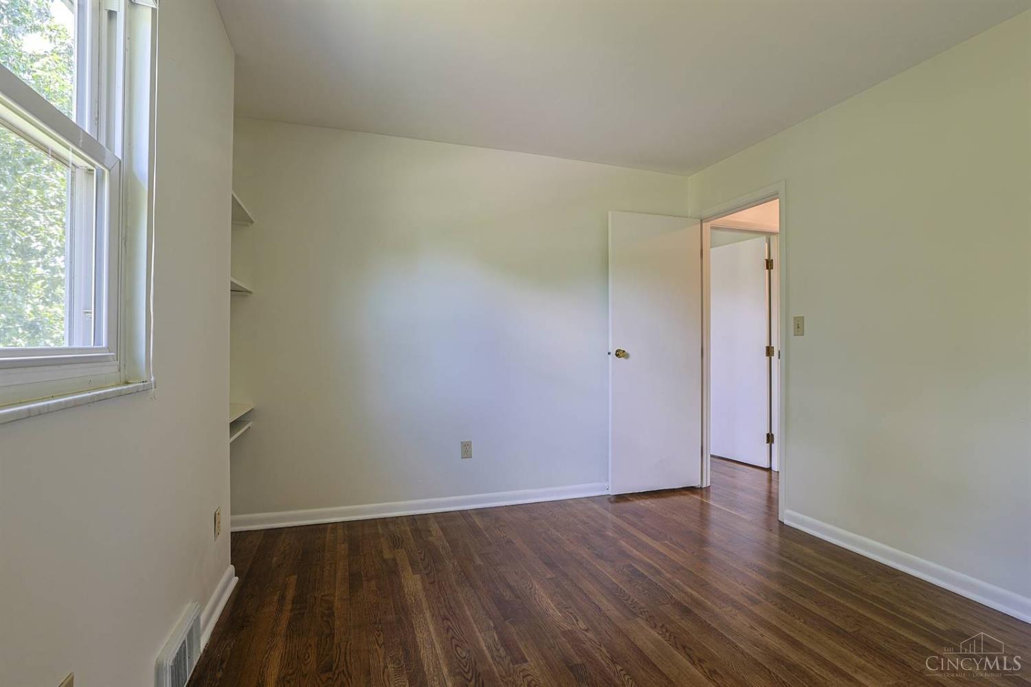 10639 Weil Road, Montgomery, OH, 45249 — photo 38