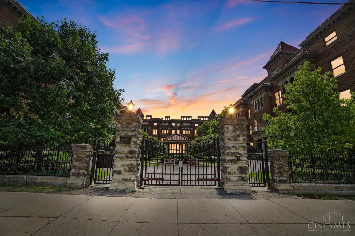 Homes for sale in Cincinnati, OH | 2356 Park Ave #54, Cincinnati, OH 45206 | MLS# 1883367