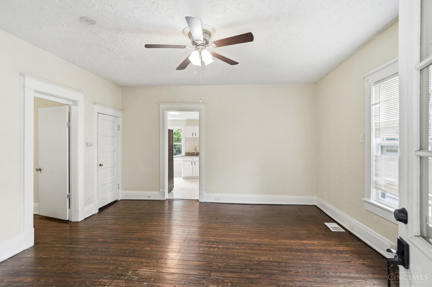 5128 Blaesi Street, Cincinnati, OH, 45227 — photo 2