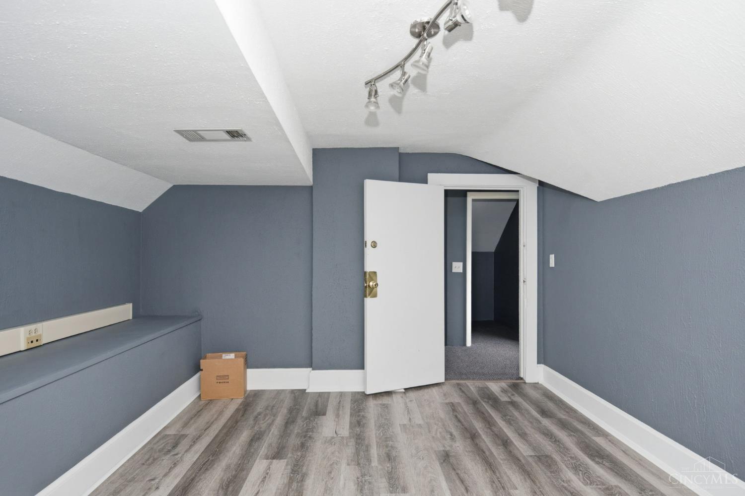 5545 Madison Road, Cincinnati, OH, 45227 — photo 32