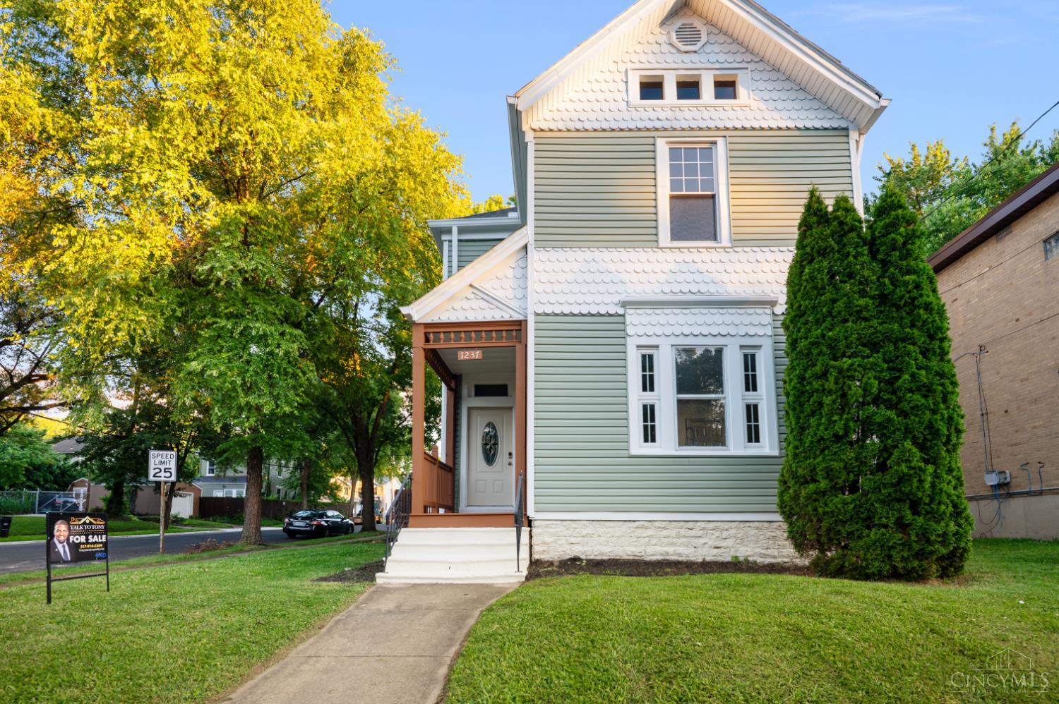 1237 Laidlaw Avenue, Cincinnati, OH, 45237 — photo 3