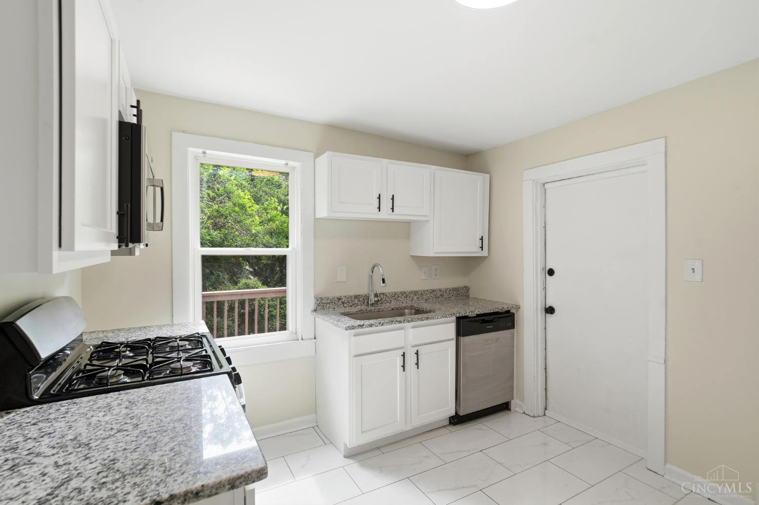 5128 Blaesi Street, Cincinnati, OH, 45227 — photo 7