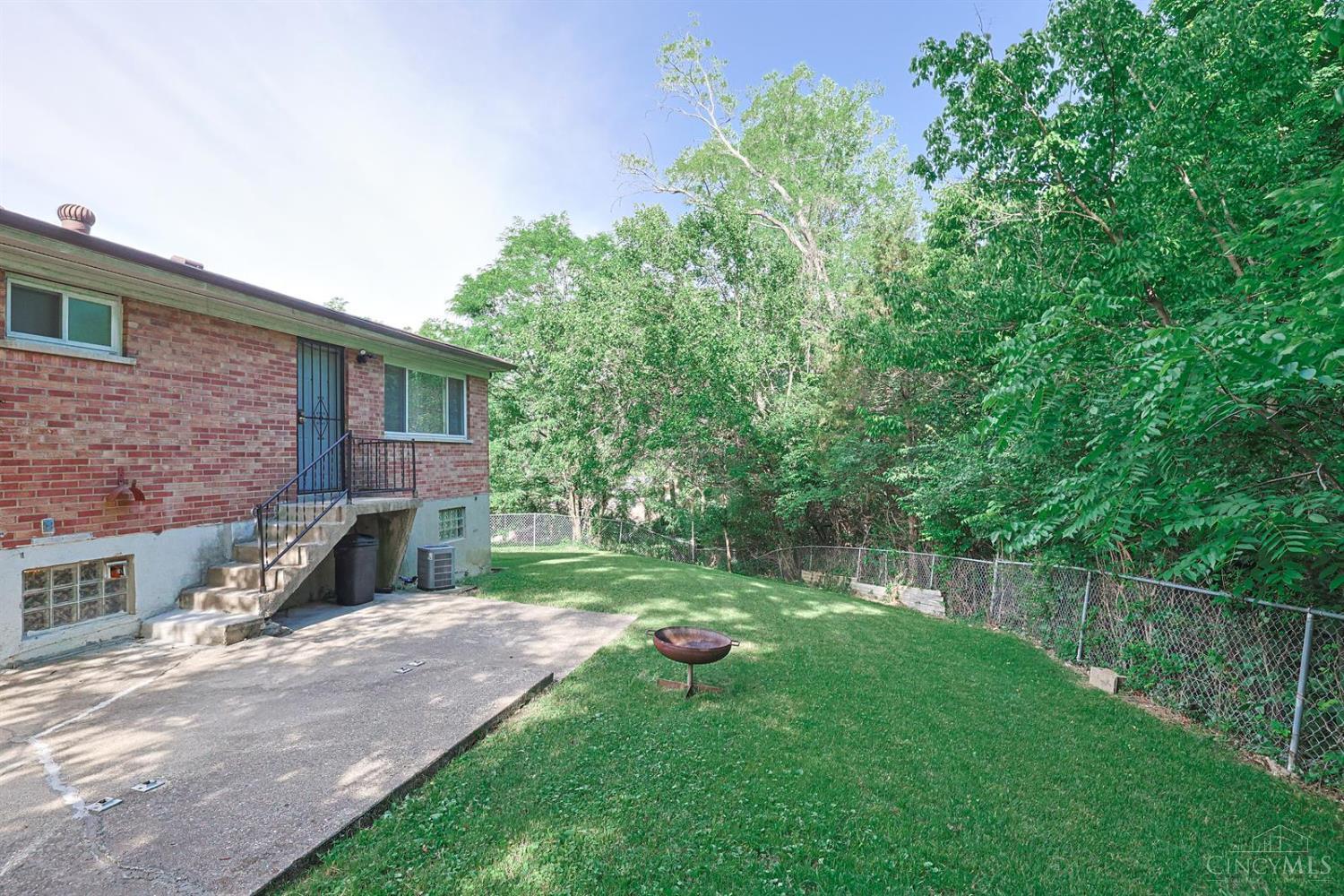 3065 Aquadale Lane, Cincinnati, OH, 45211 — photo 29