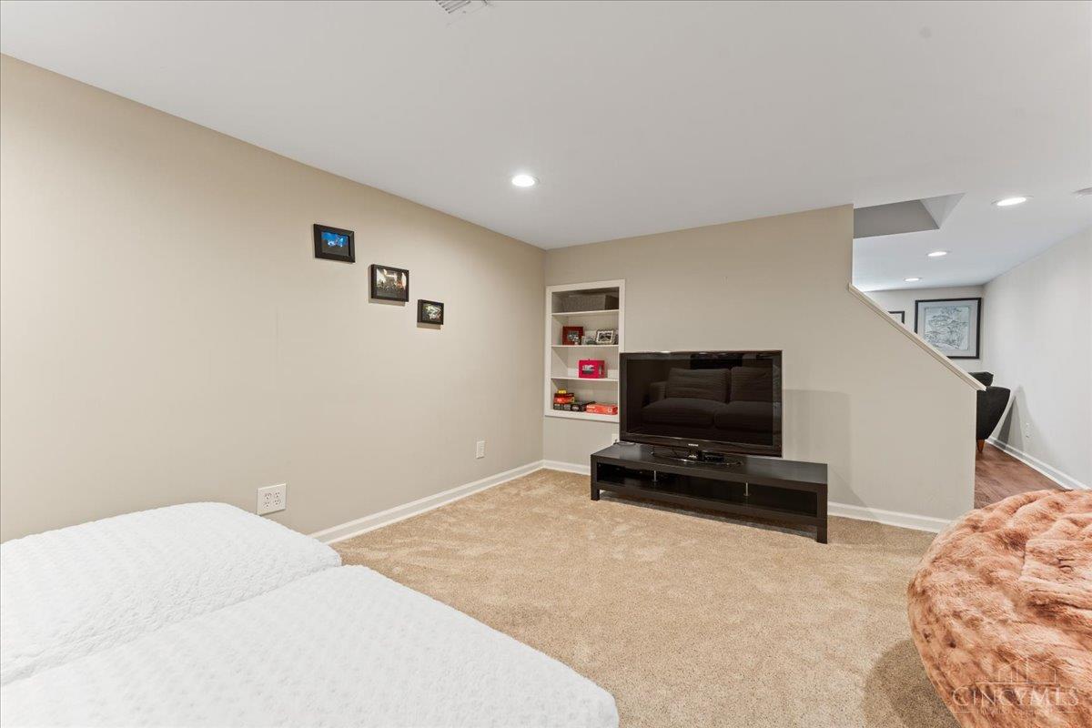 10019 Zig Zag Road, Montgomery, OH, 45242 — photo 21