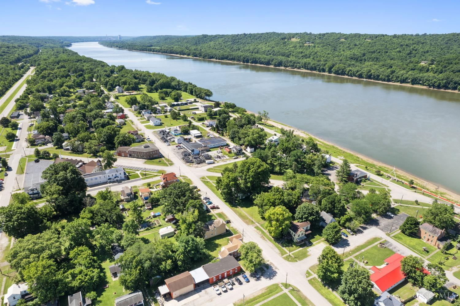 Homes for sale in New Richmond, OH | 204 Washington Street, New Richmond, OH 45157 | Houzeo