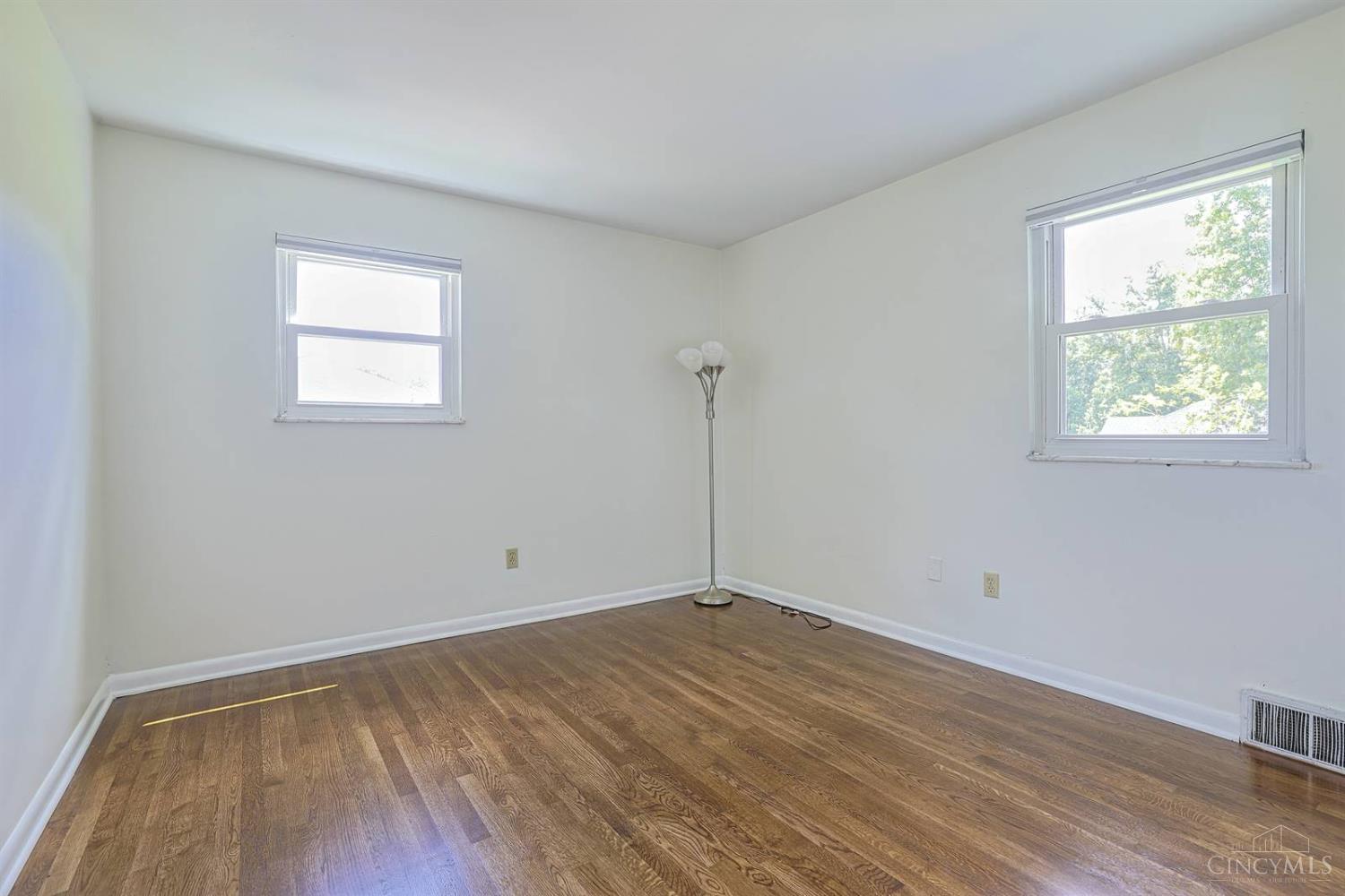 10639 Weil Road, Montgomery, OH, 45249 — photo 33