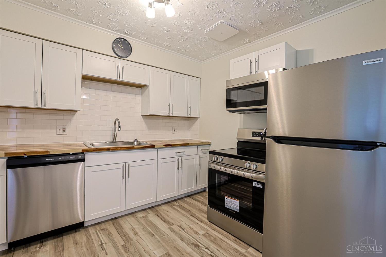 3065 Aquadale Lane, Cincinnati, OH, 45211 — photo 12