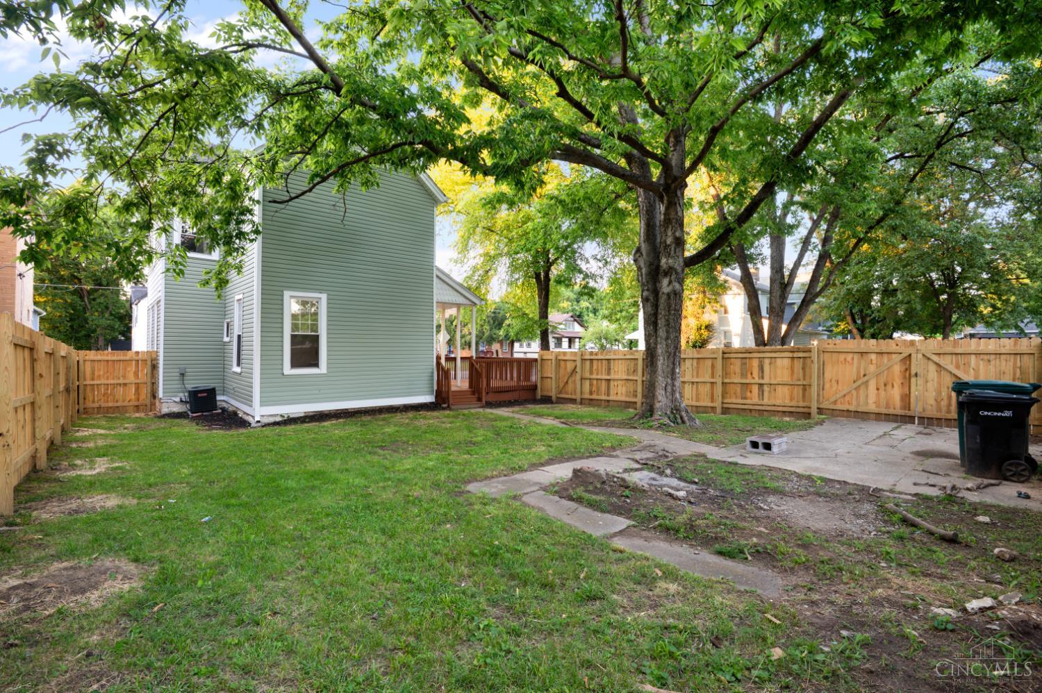 1237 Laidlaw Avenue, Cincinnati, OH, 45237 — photo 4