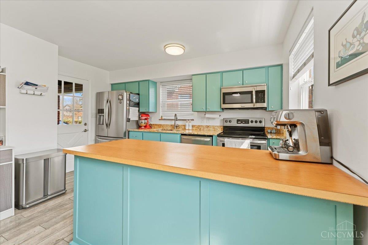 10019 Zig Zag Road, Montgomery, OH, 45242 — photo 10