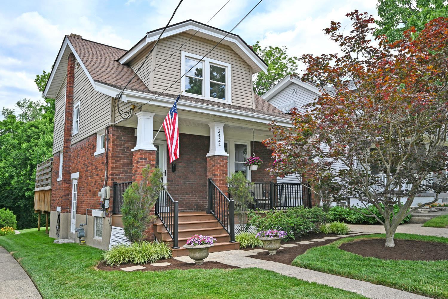 3rd image of 2424 Lysle Ln, Cincinnati, OH 45212 | MLS# 1883600