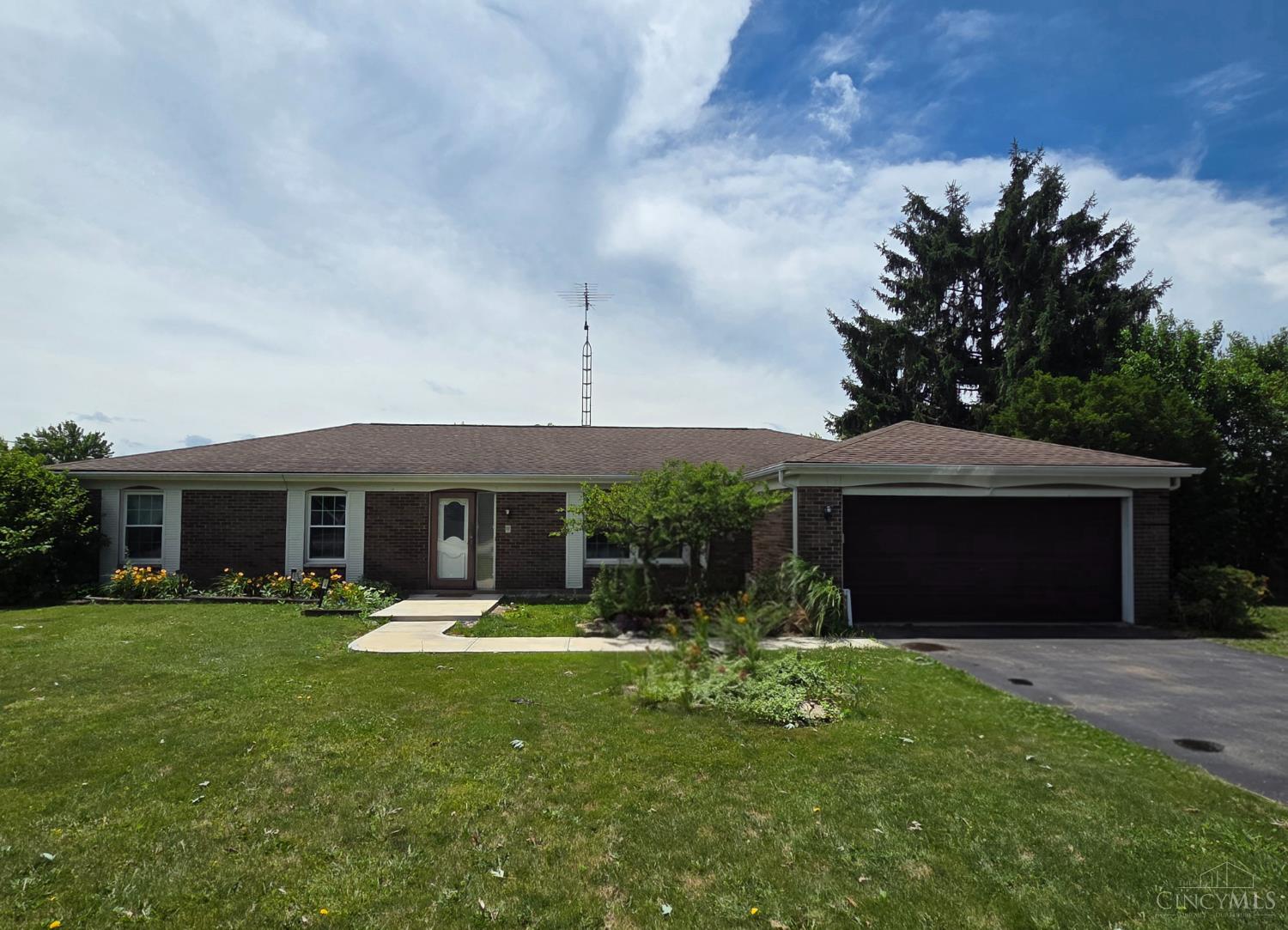 Homes for sale in Beavercreek, OH | 3635 Kemp, Beavercreek, OH 45431 | MLS# 1883188