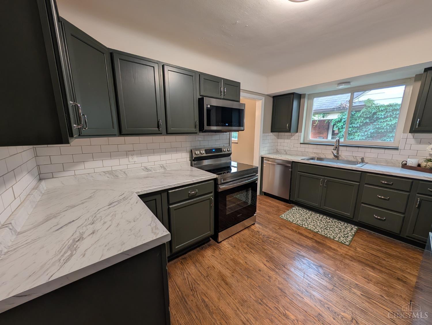 1127 North Bend Dr, Cincinnati, OH, 45224 — photo 7