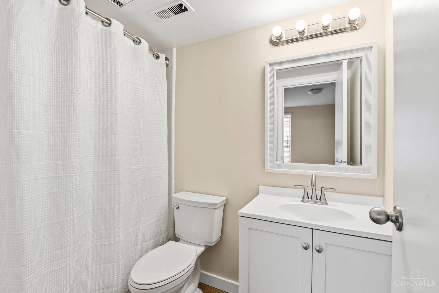 3566 Amberacres Drive #5, Cincinnati, OH, 45237 — photo 17